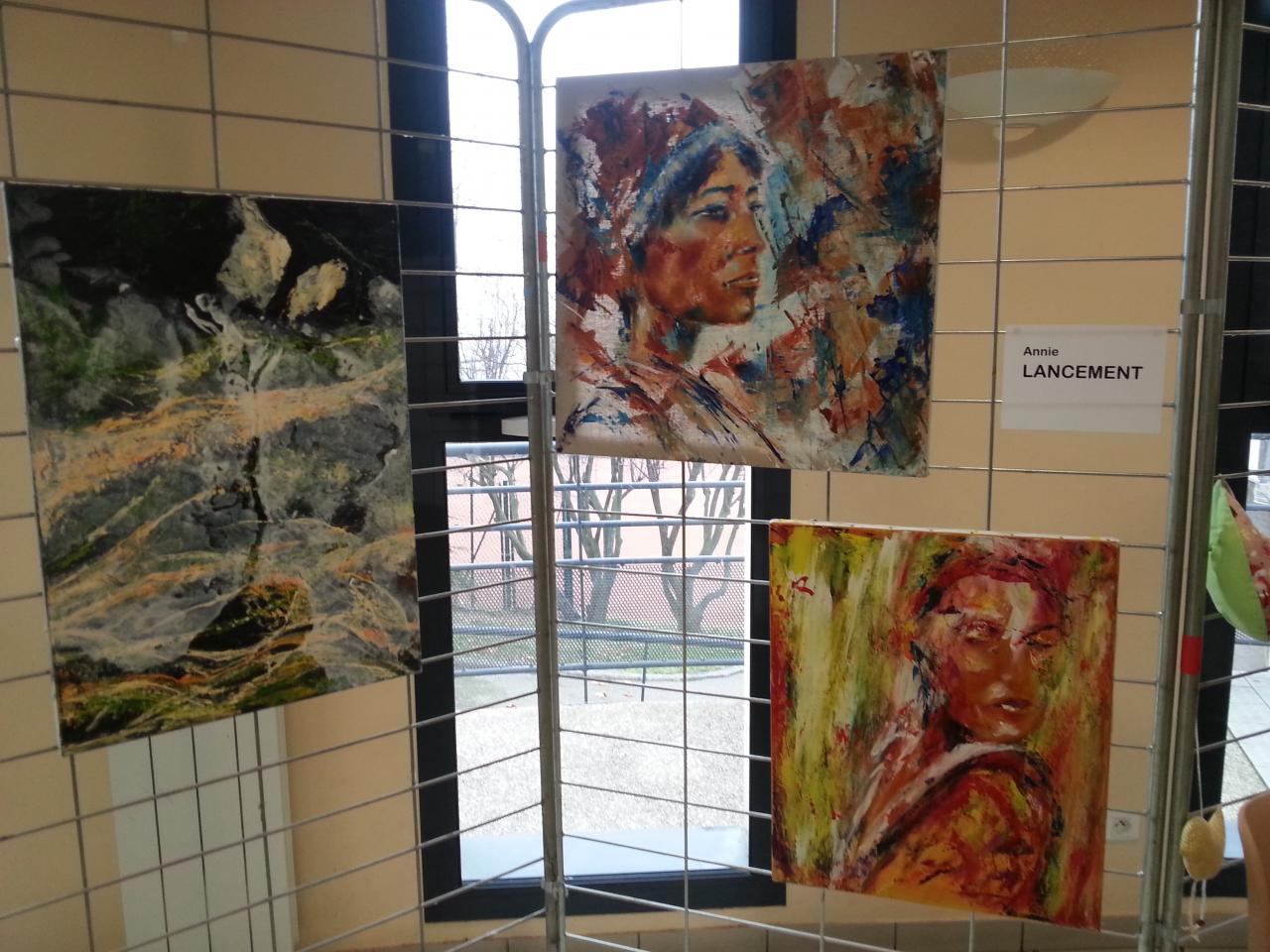 Expositions d'oeuvres d'artistes locaux
