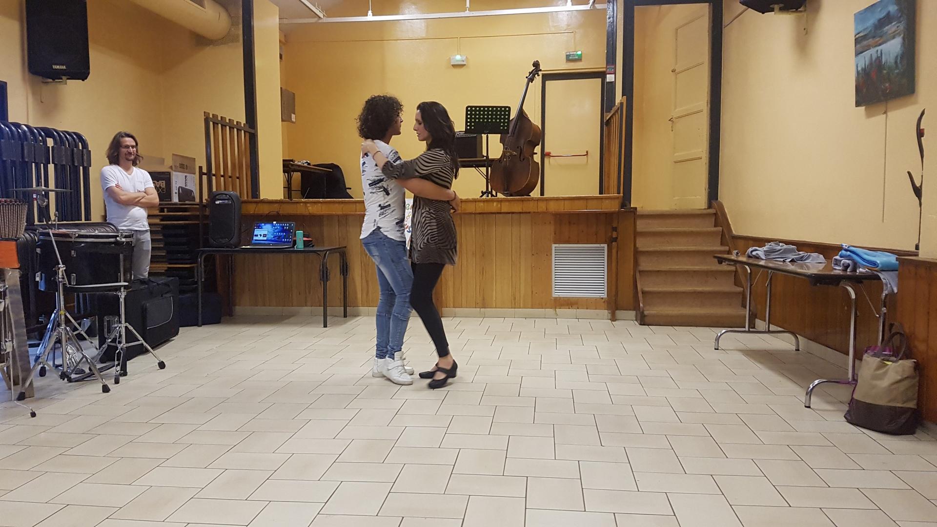 Danses latino et Ki zomba